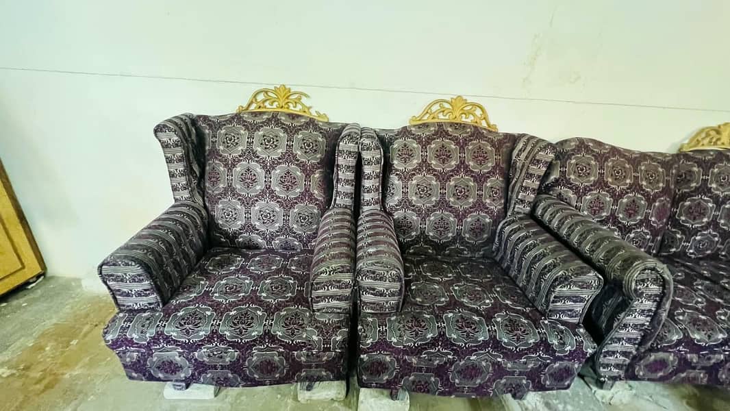 5 seater sofa 0