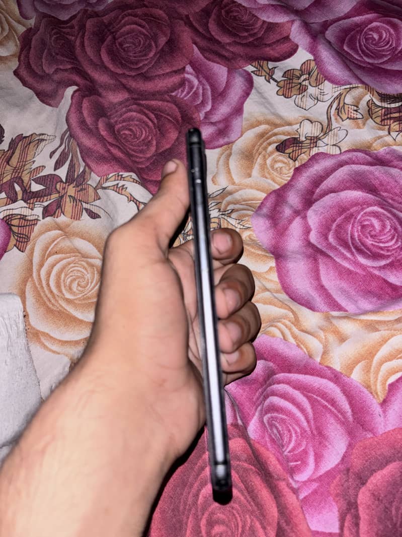 Apple iPhone 8 Plus 2