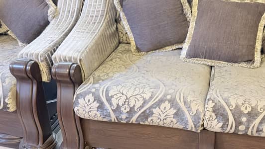 Luxury 12 Seater Wooden Sofa Set – Heavy Frame, Premium Upholstery