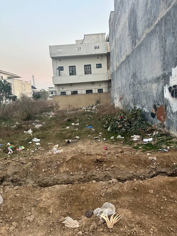 Plot for sale 1