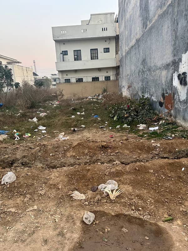 Plot for sale 3
