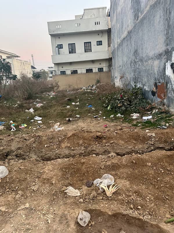 Plot for sale 4