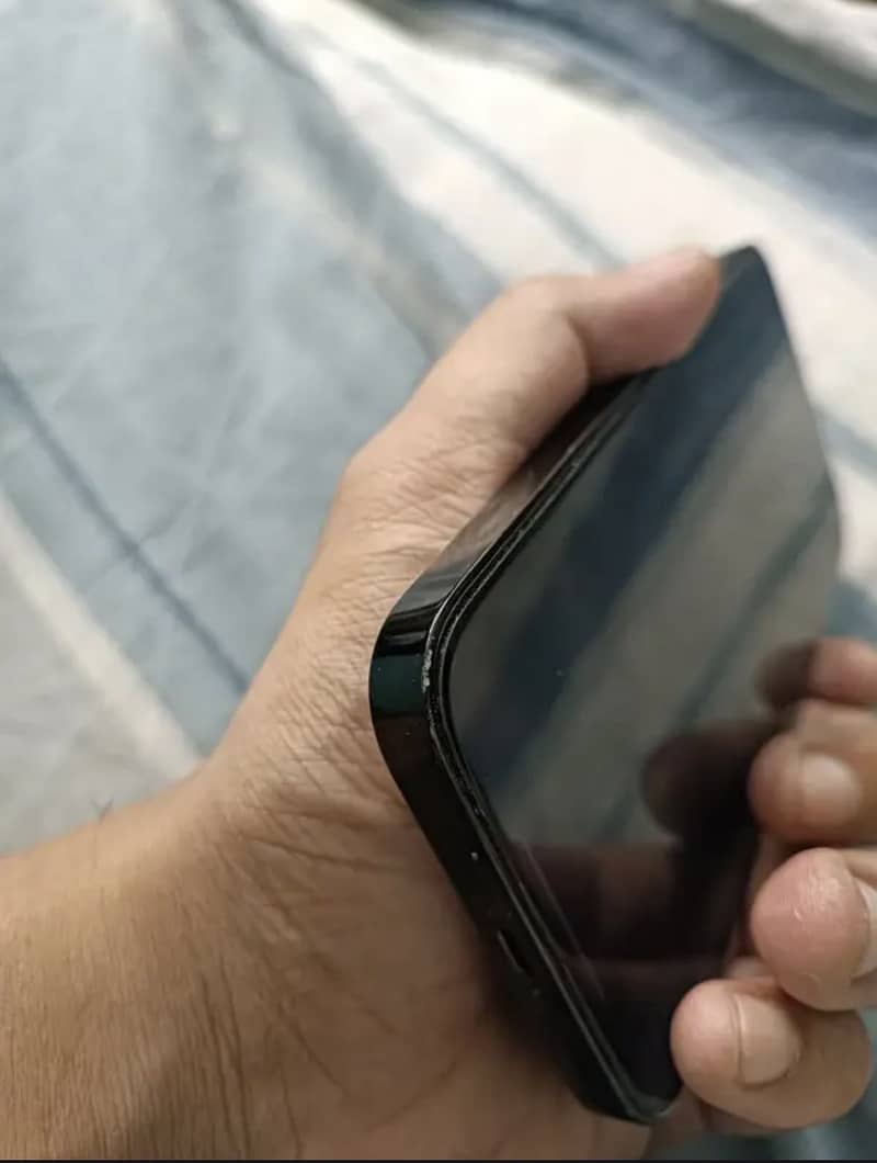 Apple iPhone 14 Pro 0
