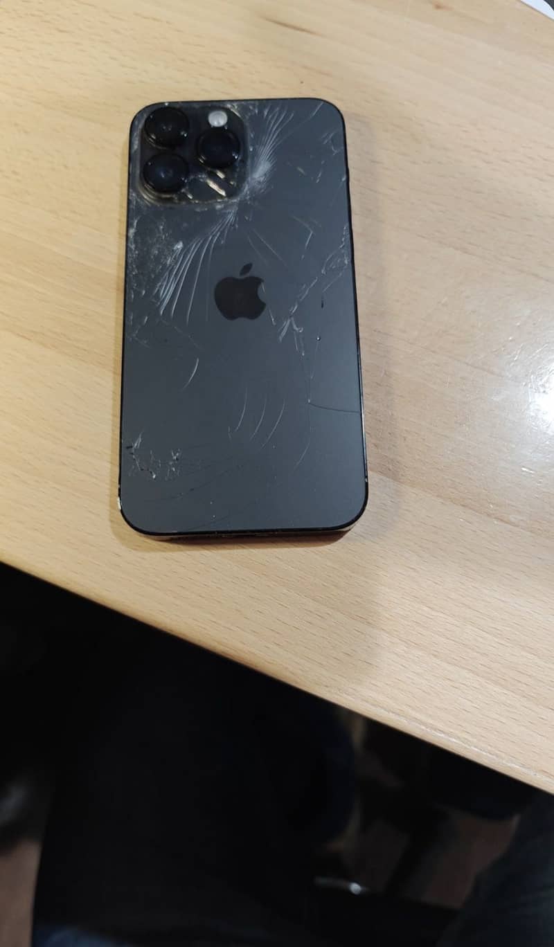 Apple iPhone 14 Pro 4