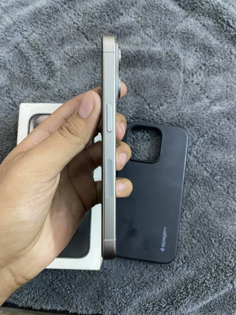 Apple iPhone 15 Pro 5
