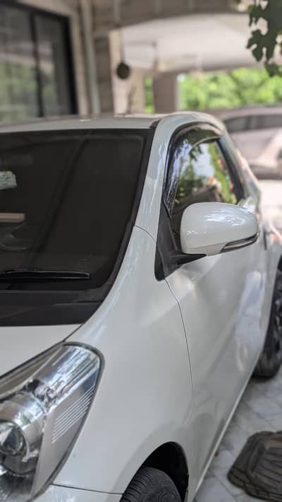 Toyota iQ 2010