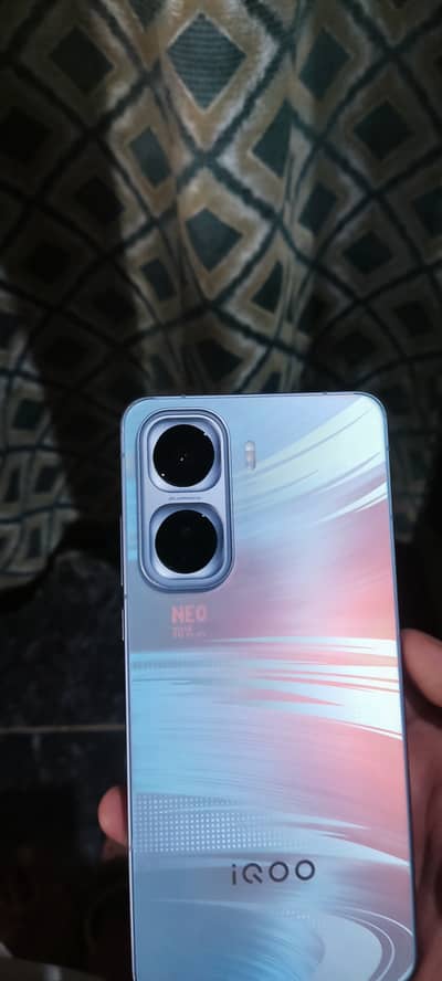Iqoo neo 11