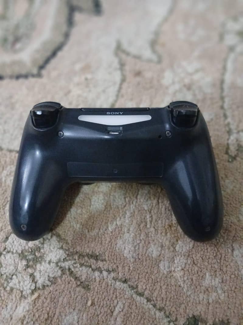 PlayStation 4 orignal controllers 2