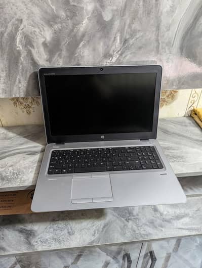Hp Elitebook 850 G3 ( with graphic card )