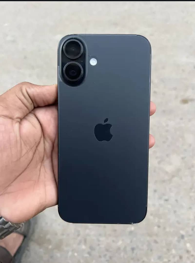 Apple iPhone 16 Plus 0