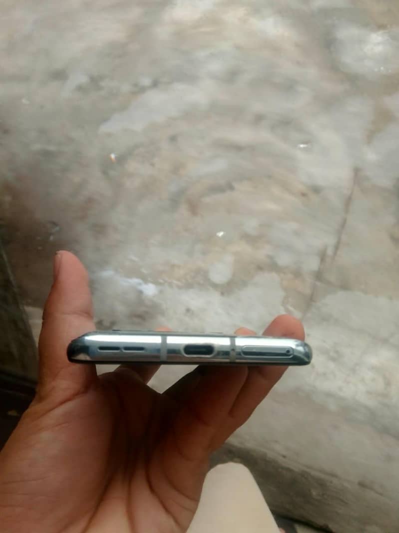 One Plus 8T 3