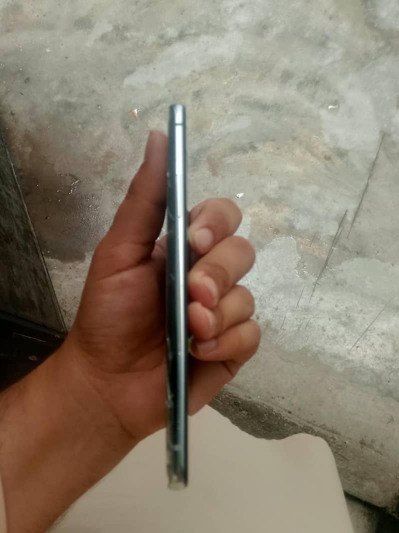 One Plus 8T 4