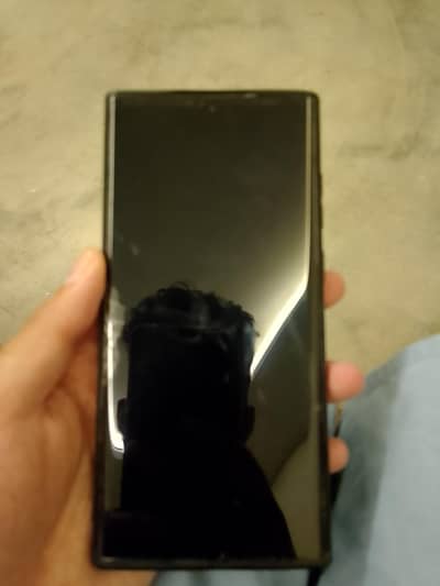 Samsung Mobile S22 Ultra 8/128 with box