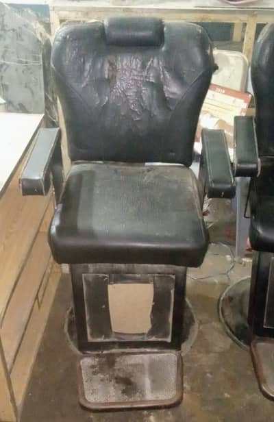 Barber chair Salon chairs