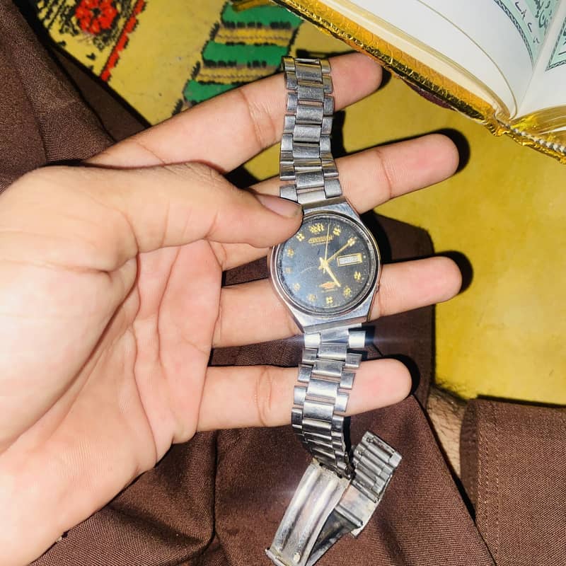 Citizen eagle 7 automatic black dial 4