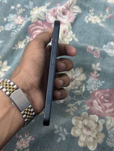 Apple iPhone 14