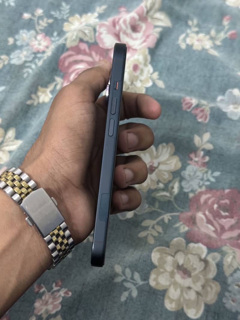Apple iPhone 14 0