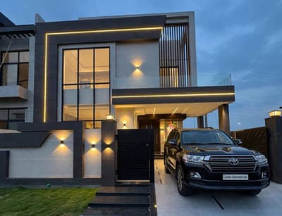 100% Orignal 9.33 Marla Luxury House For Sale In DHA Phase 4 Block-KK Lahore.