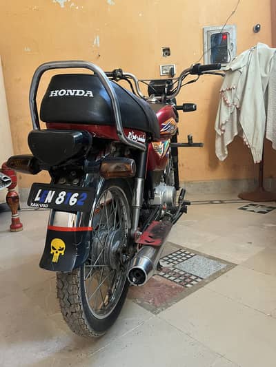 Cd. 70 2019b for sell in jaranwala 03288063809 wathsaap