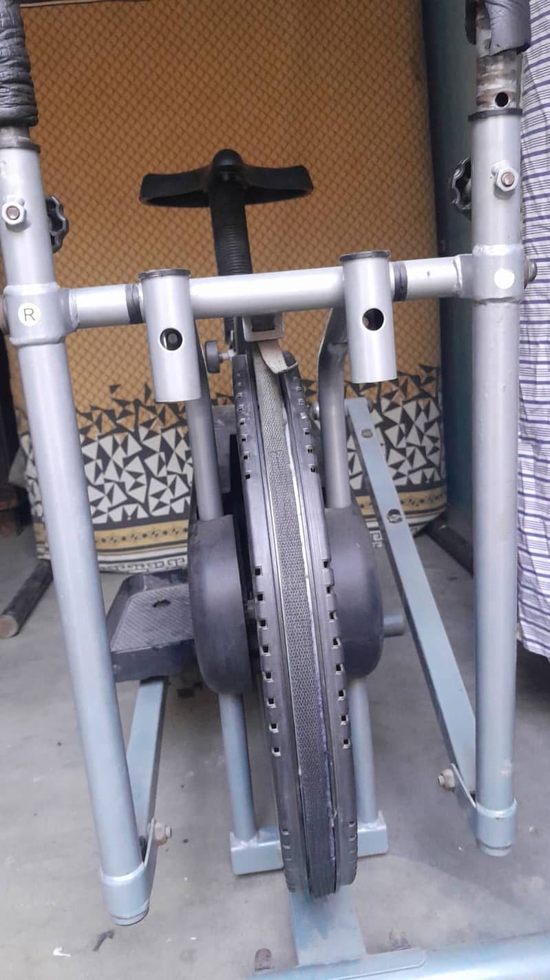 Elyptical Cycle Exercise Machine 0