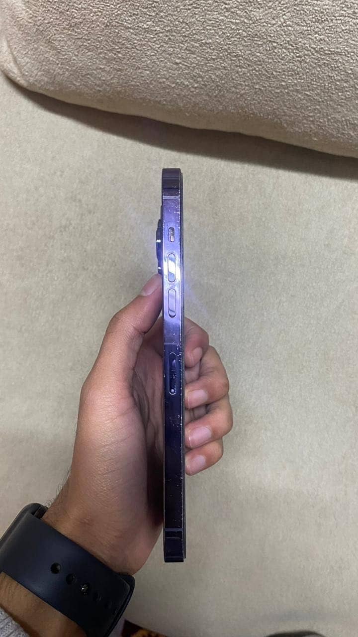 Apple iPhone 14 Pro Max 5