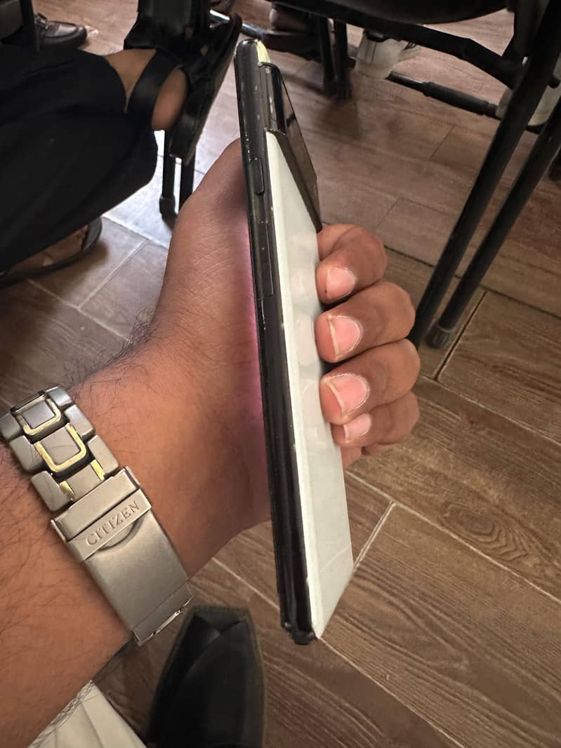 Google Pixel 6 4