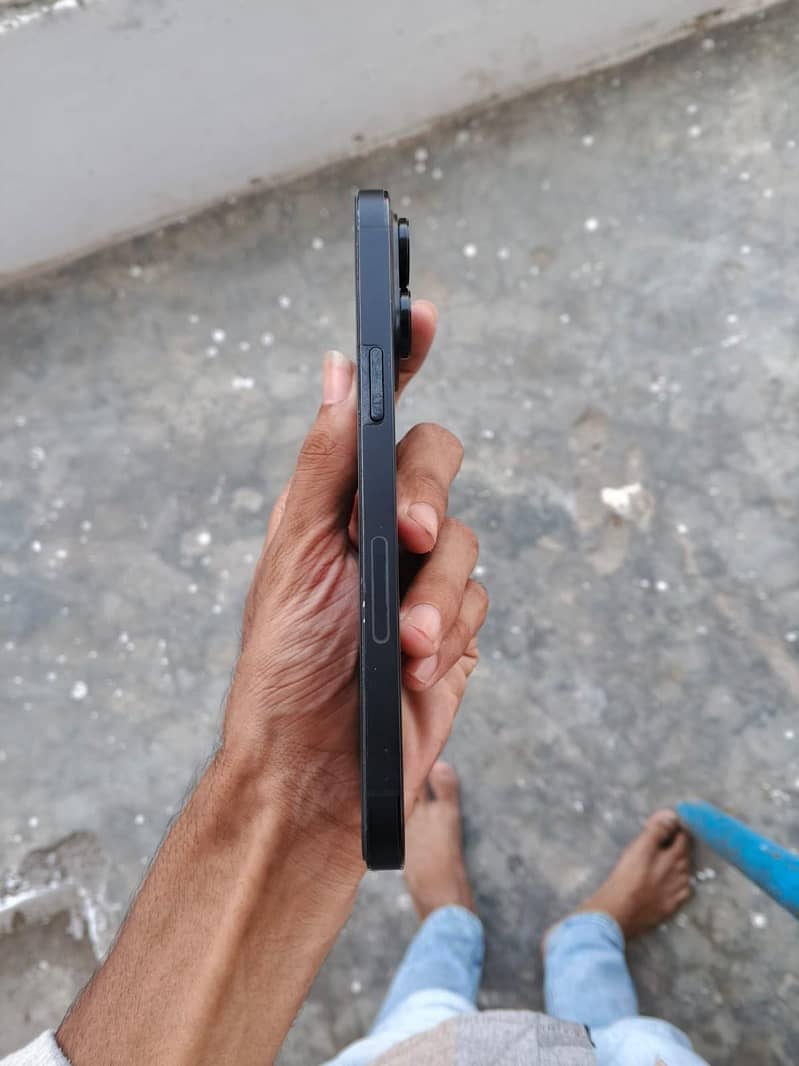iphone 14pro max 2