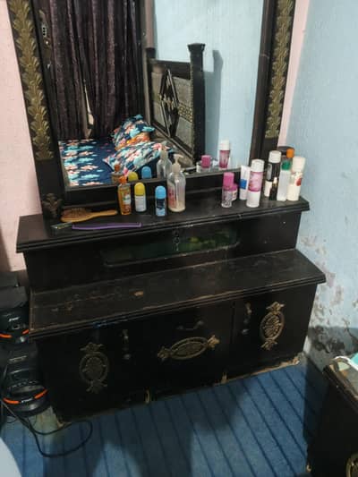 Bed , dressing, mattress