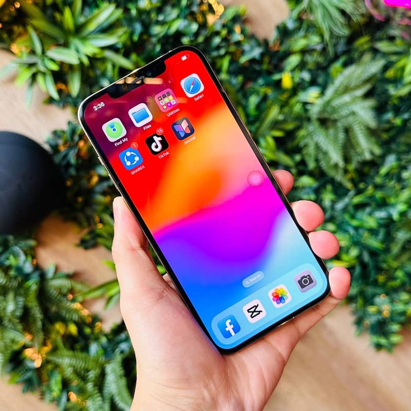 Apple iPhone 12 Pro 2