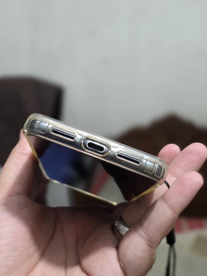 Google Pixel 8 Pro 2