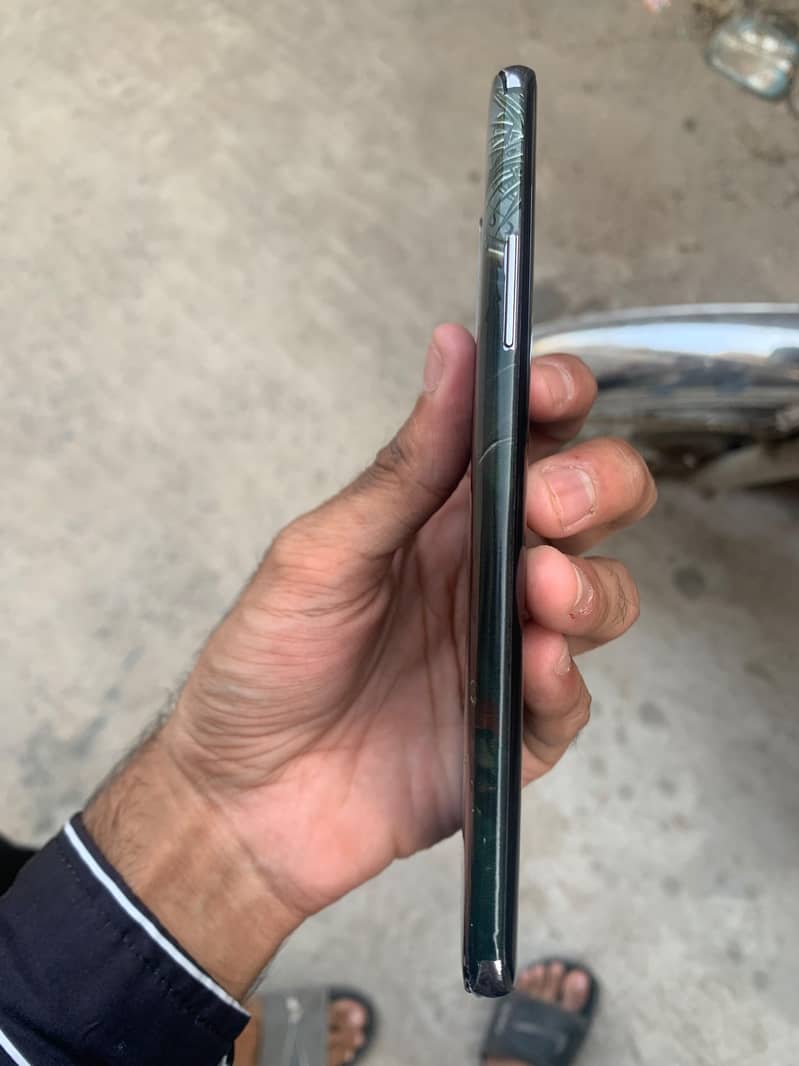 One Plus 7 Pro 3