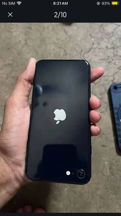 Apple iPhone SE