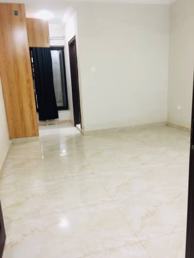 3 Bed 3 Bath 1st Floor Portion For Rent With 1 Bed On Mumty