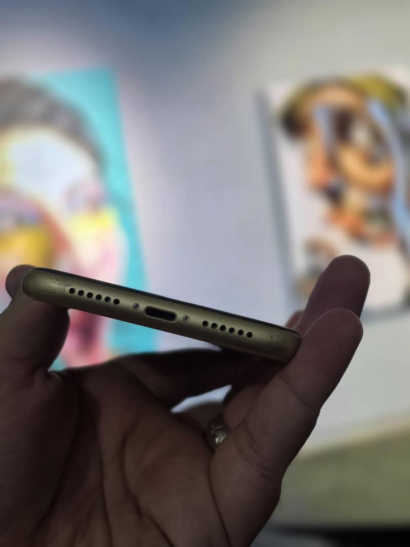 Apple iPhone XR Sim working 2