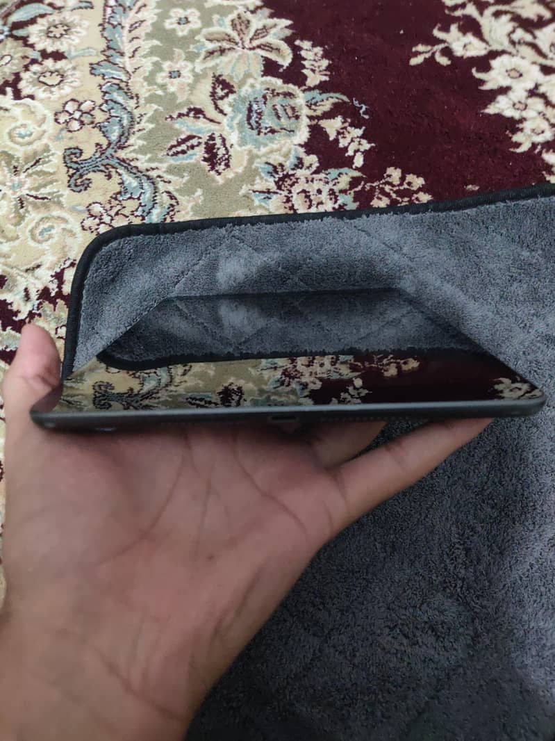 Ipad 9 generation (256 gb ) 5