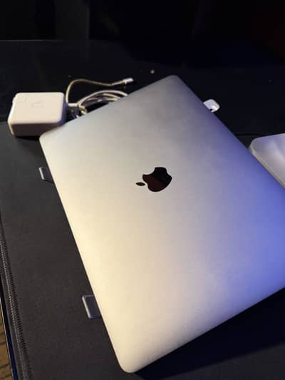 MacBook Pro 2017 ( Display Burned ) With Original Charger