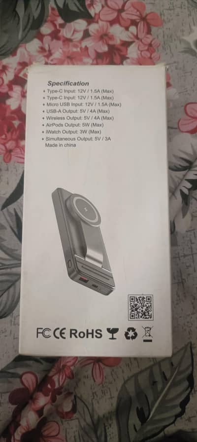 4 in 1 Magnetic Wireless Power Bank 10000mAh (20W Fast Charge)