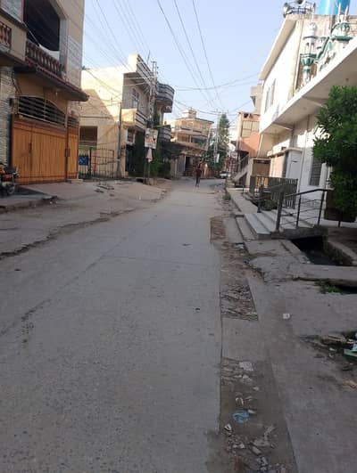 Investor rate mini commercial 6 Marla house for sale Khanna pul Islamabad