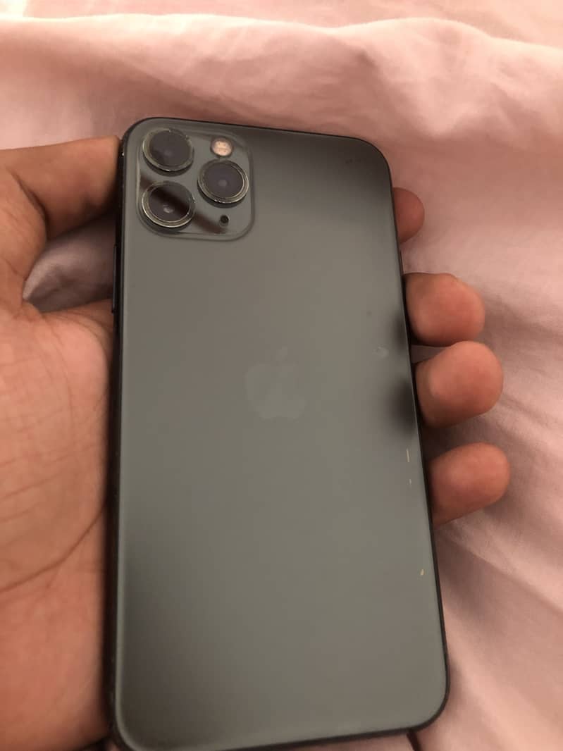 Apple iPhone 11 Pro 3