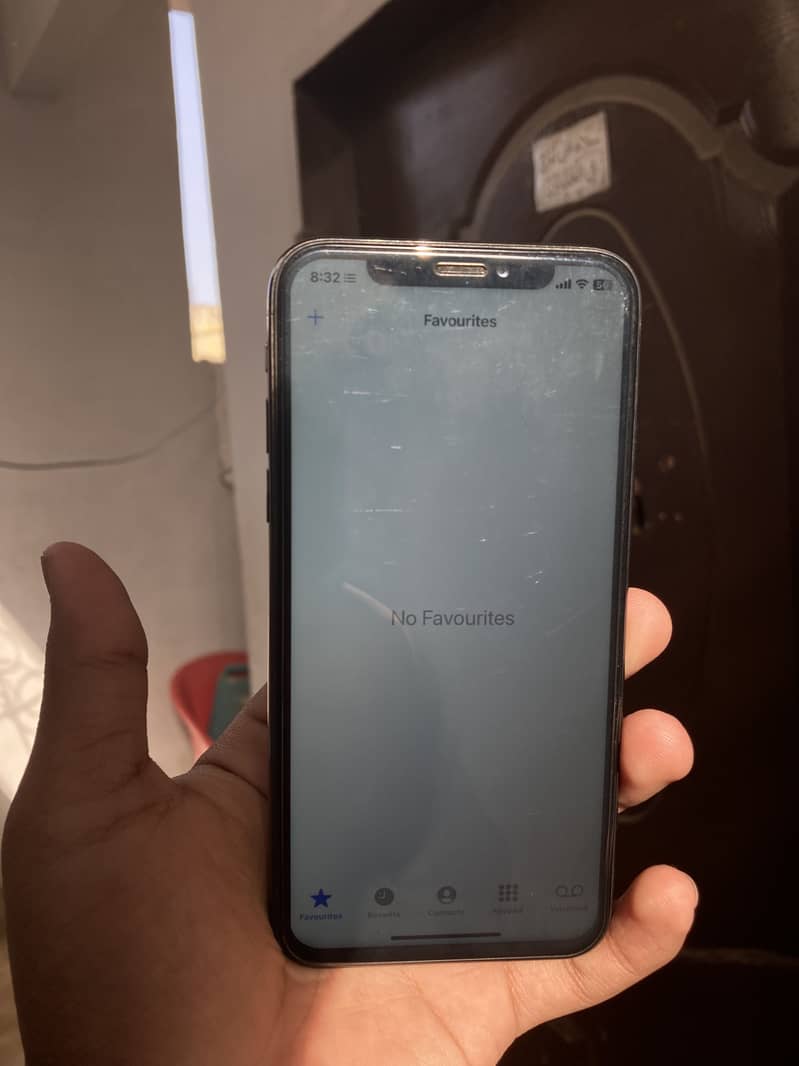 Apple iPhone X 5
