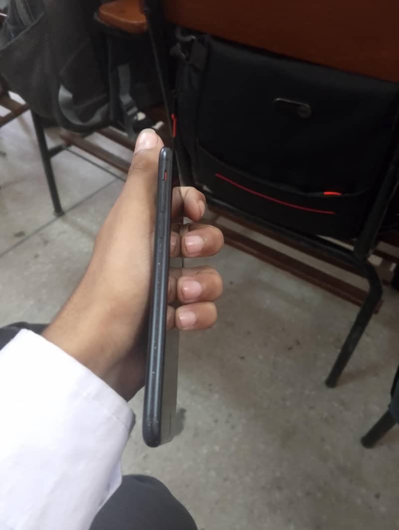 Apple iPhone SE 1