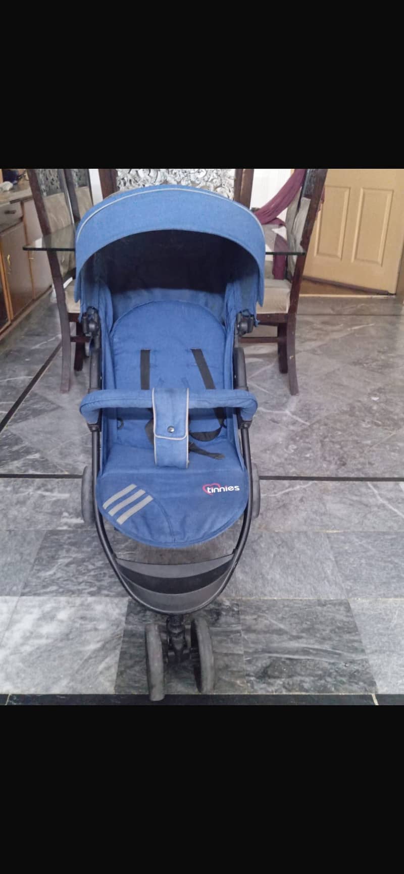 Tinnies stroller 0