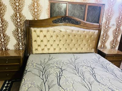 King size bed