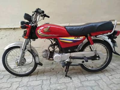 Honda CD 70 CC model 2015 for urgent sale