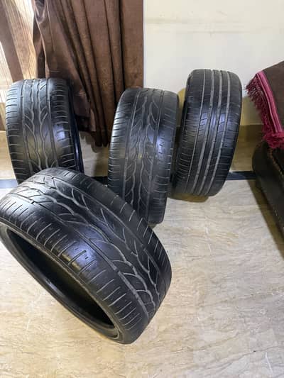 Low profile tyre 18” 225/40/18