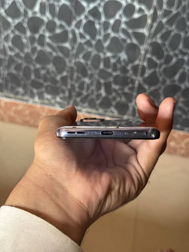 One Plus 9R 4