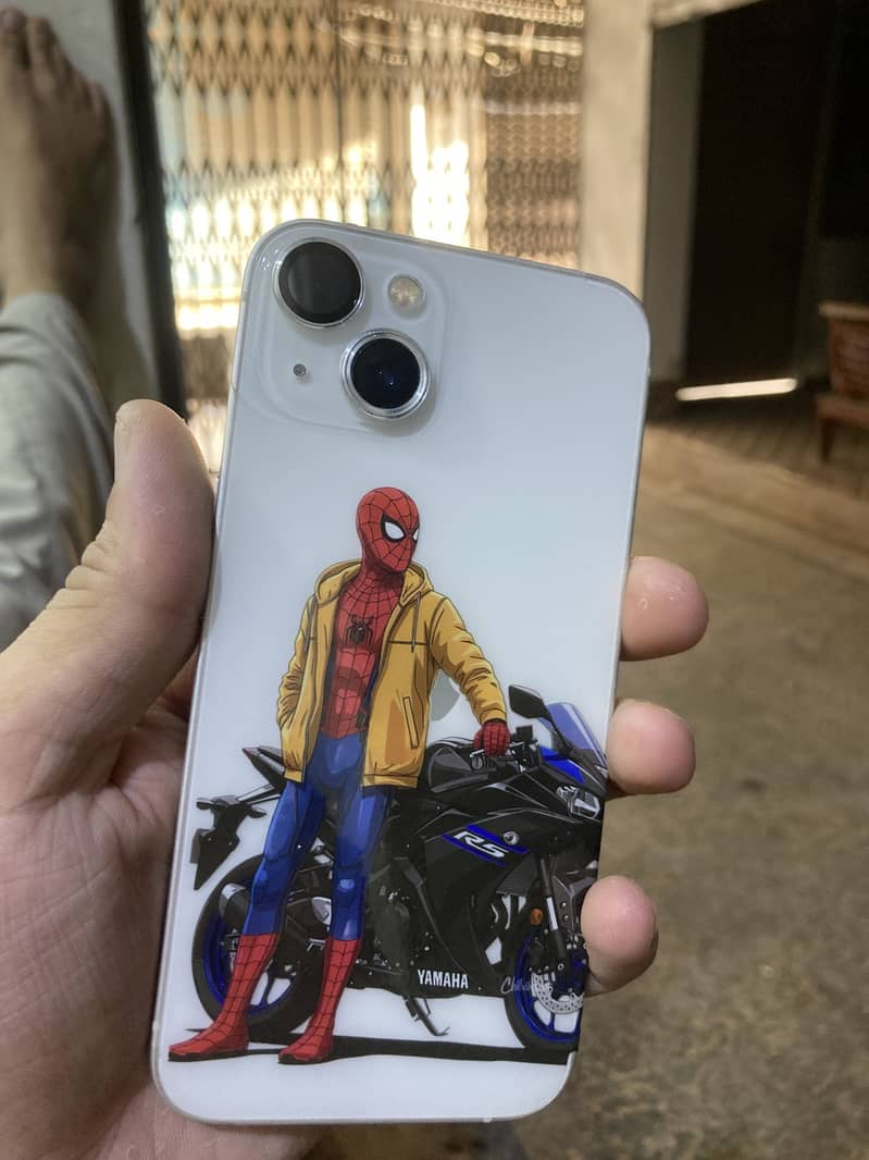 Apple iPhone 13 0