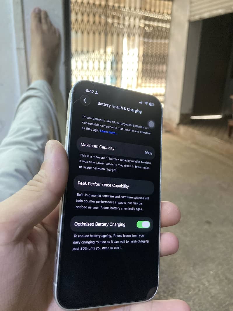 Apple iPhone 13 6