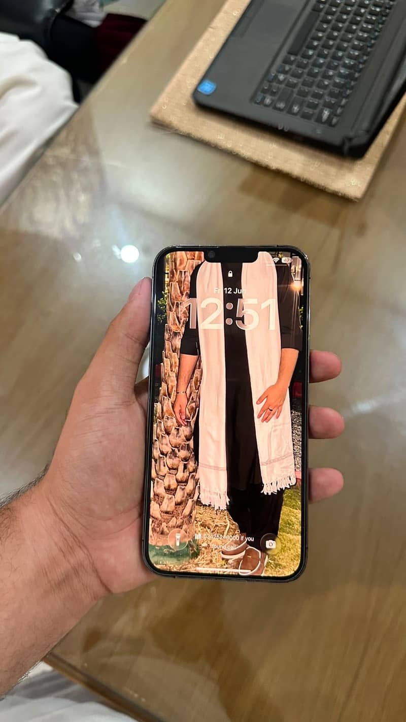 Apple iPhone 13 Pro Max 4