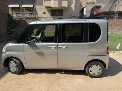 Daihatsu Tanto 2016